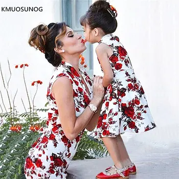 

2019 summer dress Match Mother daughter dresses Floral Print Short sleeve mommy and me clothes Family matching outfits C0249