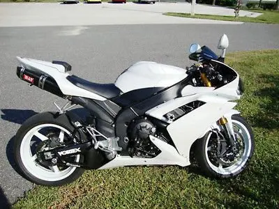 

White ABS Plastic Full Body Motocycle Injection Fairing Kit Bodywork for 2007-2008 YAMAHA Yzf R1 1000 Full Body Molding Kit