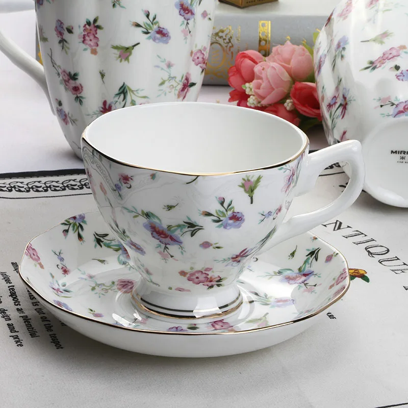 Евро Ретро костяного фарфора наборы кофейных чашек высшего качества керамическая фарфоровая чайная чашка набор послеобеденный чай праздничный свадебный подарок домашняя посуда для напитков - Цвет: A6 set