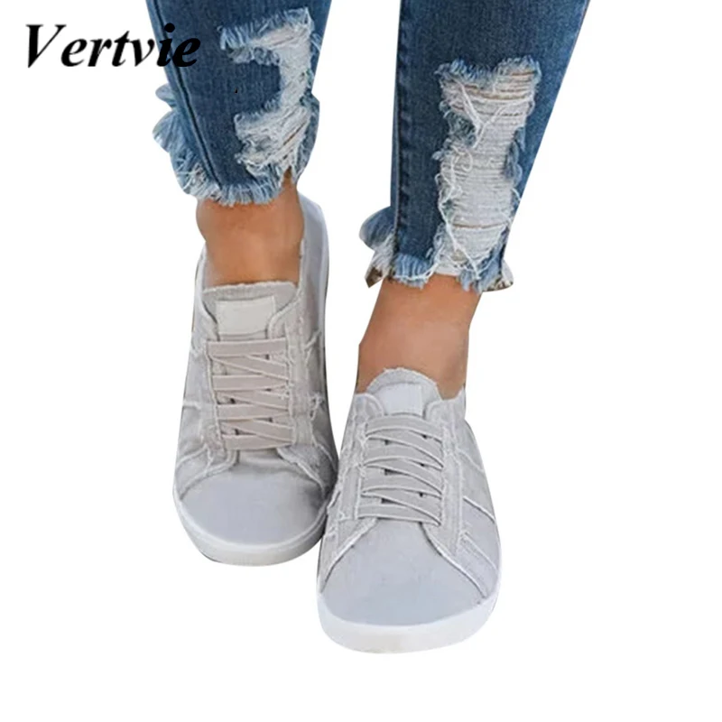 

VERTVIE Summer 2019 Flat Canvas Shoes For Women Casual Vulcanize Shoes Sneakers Girls Lace-up Trainers Femme Ladies Plus 43