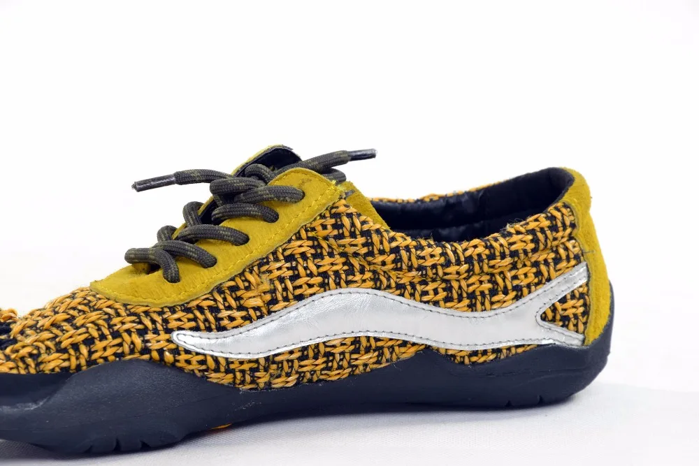 2529220748_1918479355