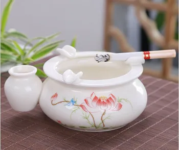 

Ceramic ashtray