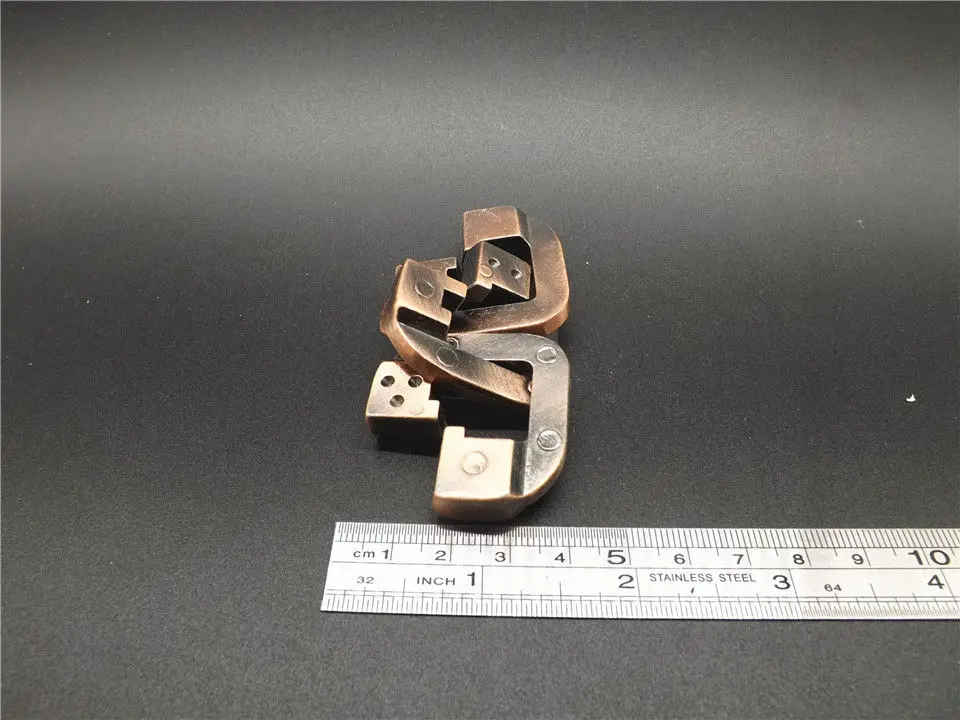 H121 (9)