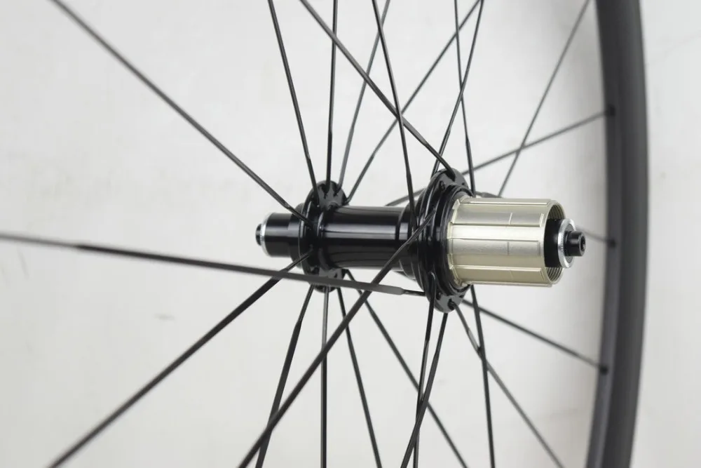 Discount Super Light Bitex R13 or Powerway R13 hub carbon wheels 24/30/35/38/45/50/55/60/75/82/88mm clincher tubular carbon wheels 12