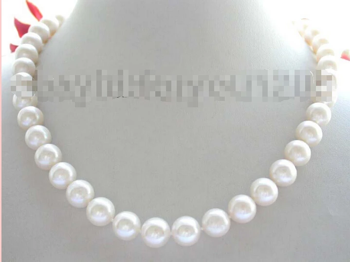 

Free shipping >>>>>>17" Natural 11mm Round White Pearl Necklace 18KGP!