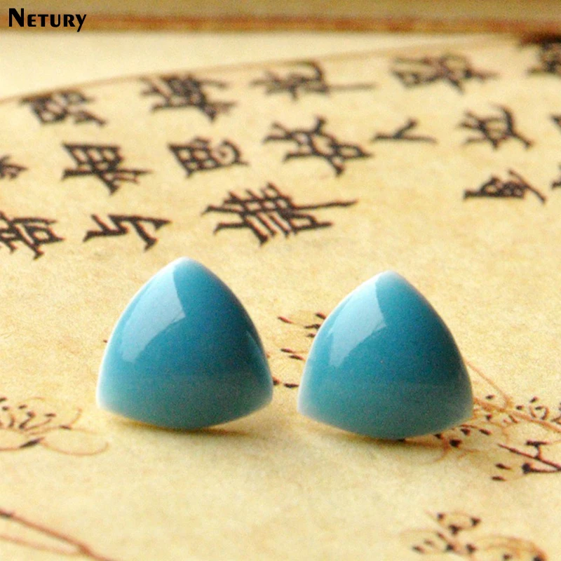 

Simple brand high end fashion earrings Ethnic vintage geometry triangle ceramic earrings retro smooth lady small sporty jewelry
