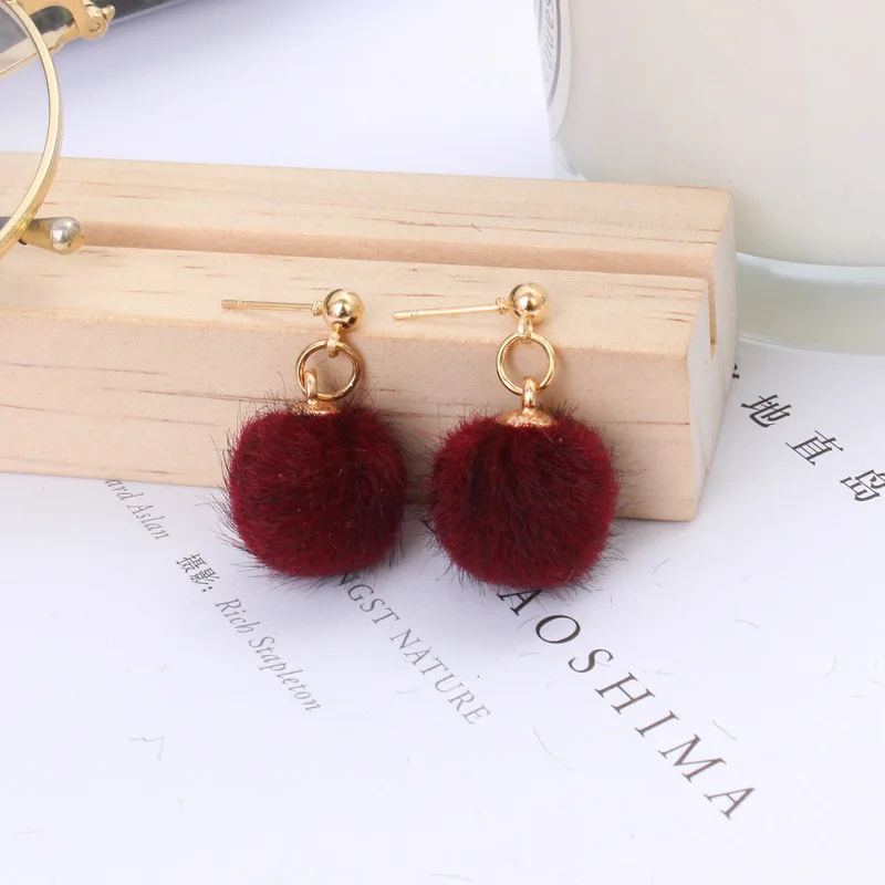 

Wholesale Sales 2018 Fashion New Earrings Simple Autumn And Winter Furry Bead Ball Cute Candy Short Paragraph Women's Earrings