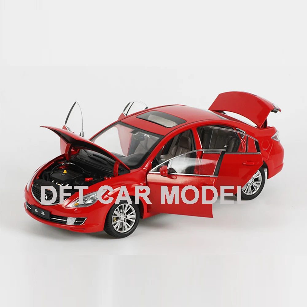 Модель литая автомобиля Mazda 6 в масштабе 1:18 для детей подарок и коллекция