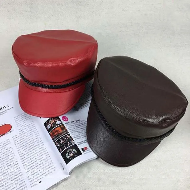 Prix pour 2015 Vente Chaude De Mode Noir Plat Chapeau Style Britannique PU en cuir Général Chapeaux Femmes Faux En Cuir Plat Caps Hommes Baseball Cap Prix pour 2015 Vente Chaude De Mode Noir Plat Chapeau Style Britannique PU en cuir Général Chapeaux Femmes Faux En Cuir Plat Caps Hommes Baseball Cap