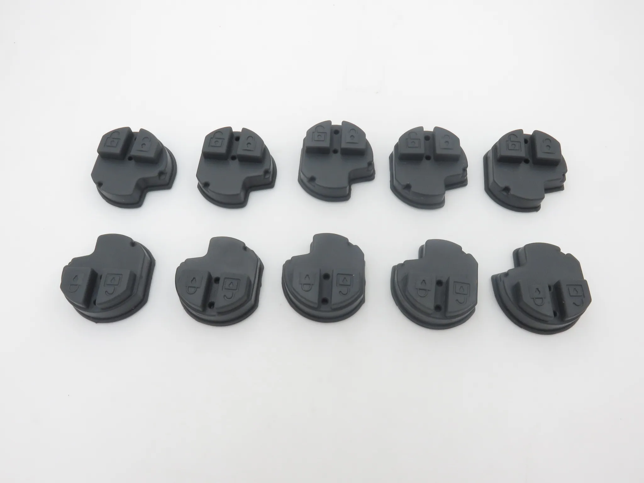 Cocolockey 10pcs/lot Rubber Car Key Pad for SUZUKI Grand Vitara Swift Flip Key Remote Key Case Shell