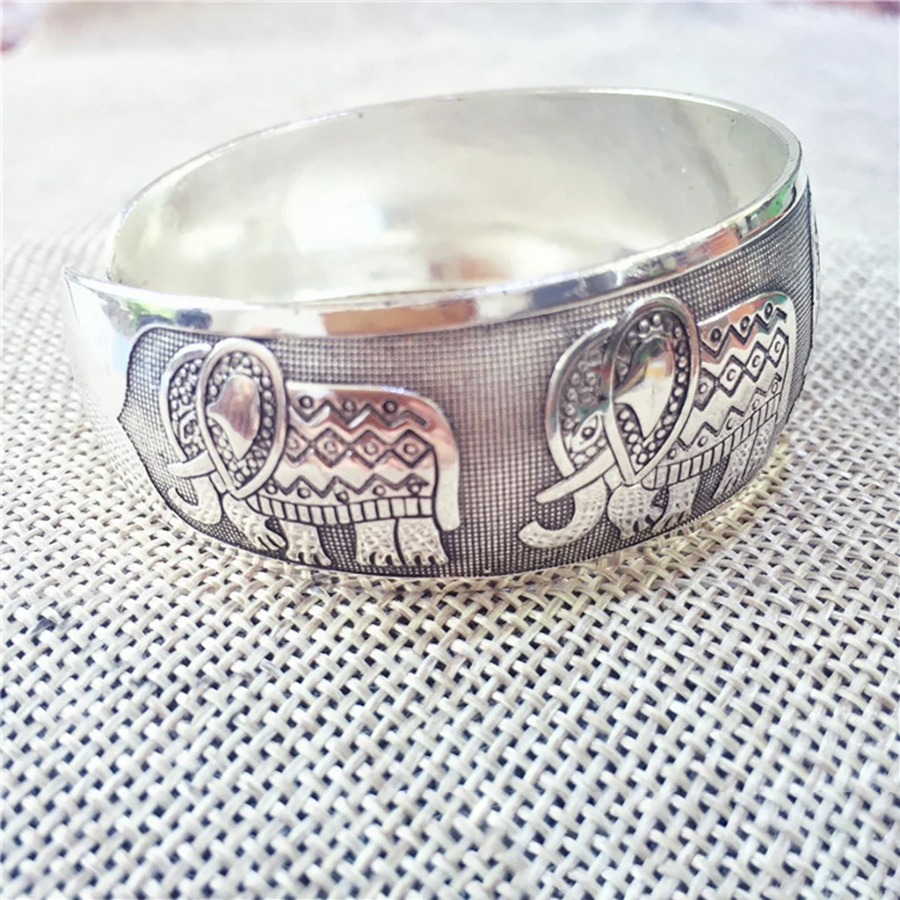 

Ladies Vintage Elephant Wide Fashion Tibetan Silver Plated Bracelets Charming Elegant Round Metal Cuff Bangles Women Jewelry