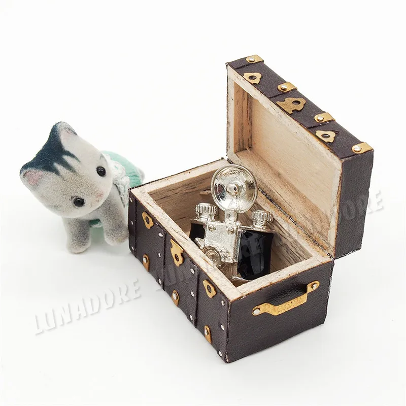 Odoria 1:12 миниатюрный сундук с сокровищами винтажный деревянный ящик с кожаным и золотым держателем кукольный домик мебельные аксессуары
