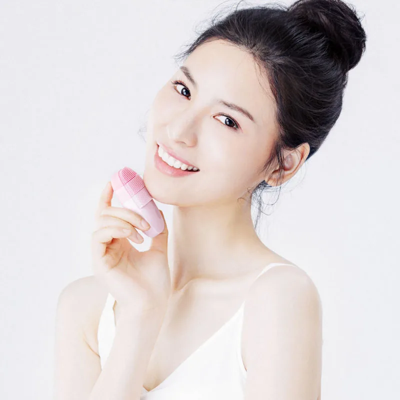 pink Xiaomi inFace электрическая глубокая Чистящая Щетка массажная Соник для мытья лица IPX7 водостойкое Силиконовое очищающее средство для лица Уход за кожей - Цвет: pink