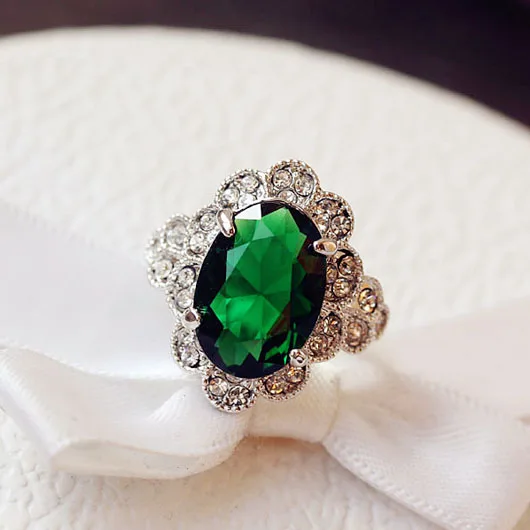 

Fashion High Quality Silver Color Oval CZ stone Ring Elegant Vintage Green Crystal Ring Women Jewelry