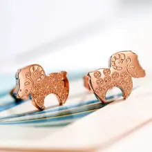 Pendiente de la manera elegante pequeña oveja fina joyería titanium de acero con chapado en oro rosa de regalo de san valentín envío libre no se desvanece