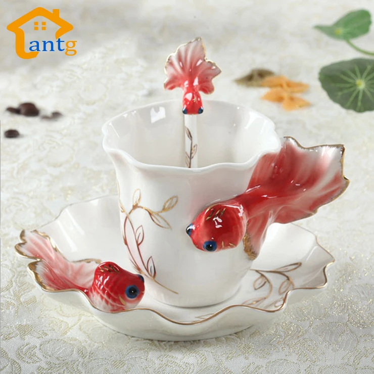 Лидер продаж Золотая рыбка эмалированная чашка для кофе фарфоровая кружка и чашки костюм творческий свадебный подарок керамические фарфоровая чашка