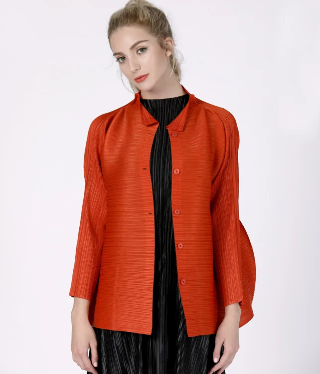 MIYAKE Новинка года морщин большой дизайн с длинными рукавами кардиган пальто серии короткая куртка с воротником