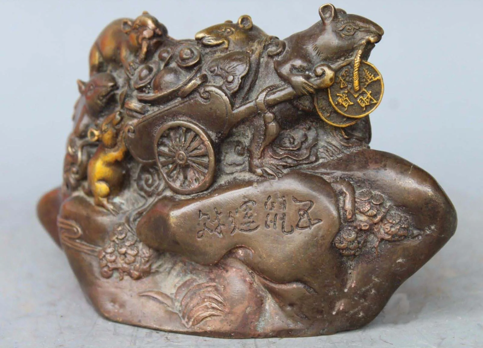 

Chinese Fengshui red Copper mouse Wealth Money Coin Statue