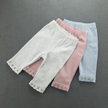 Новинка года для маленьких девочек длиной до икры Штаны повседневные штаны для девочек леггинсы детская одежда с заклепками 3 вида цветов 5 штук в партии 3706