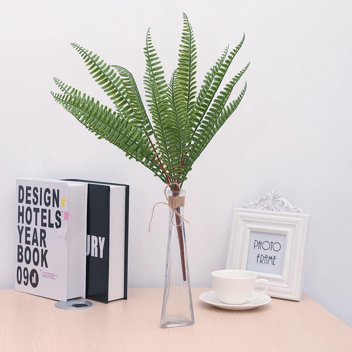 7 Branches Artificial Fern Leaves Plastic Artificial Silk Plants Green Fake Plants For Home  Party Wedding Decoration