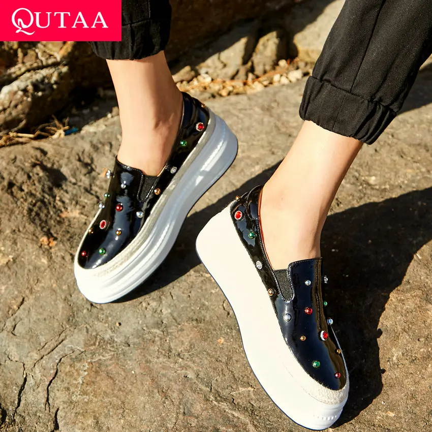 Женские туфли лодочки QUTAA элегантные из лакированной кожи на платформе с