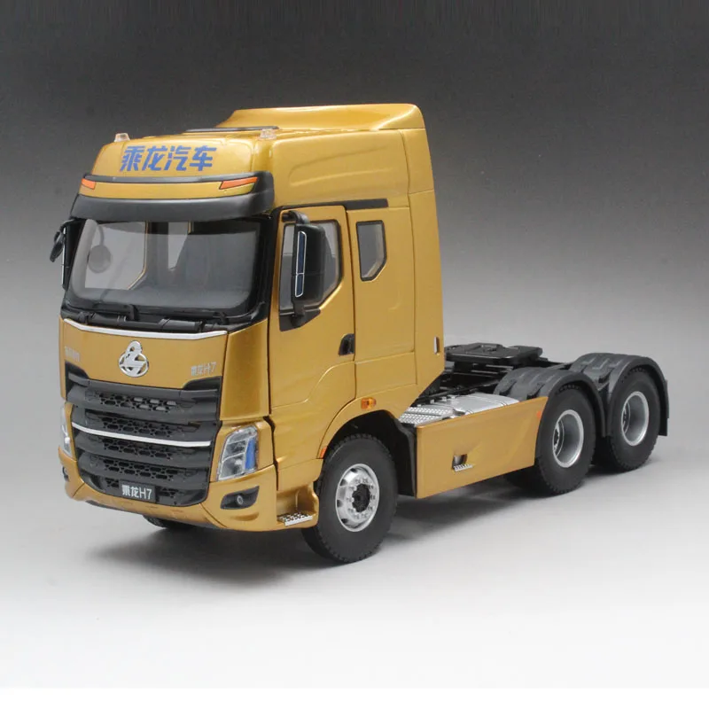 

Alloy Model Decoration 1:24 Scale Dongfeng Chenglong H7 Truck Tractor Trailer Diecast Toy Model For Boy,Man Collection,Gift