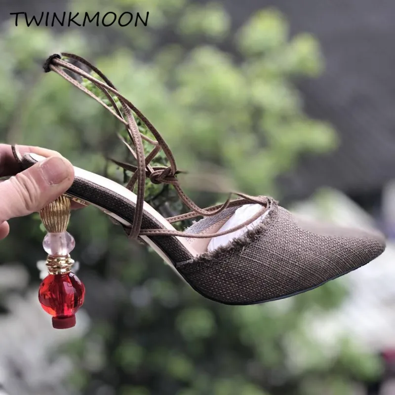 Women sandal01