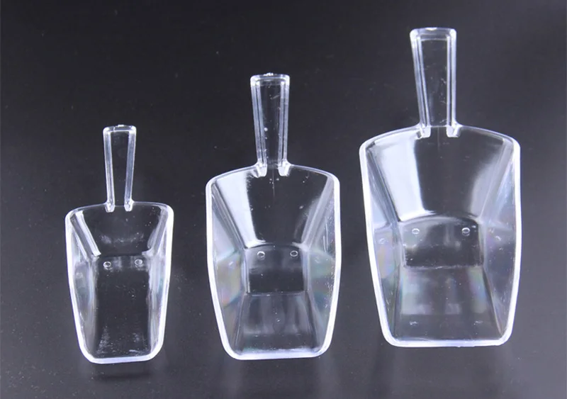 Plastic ice scraper
