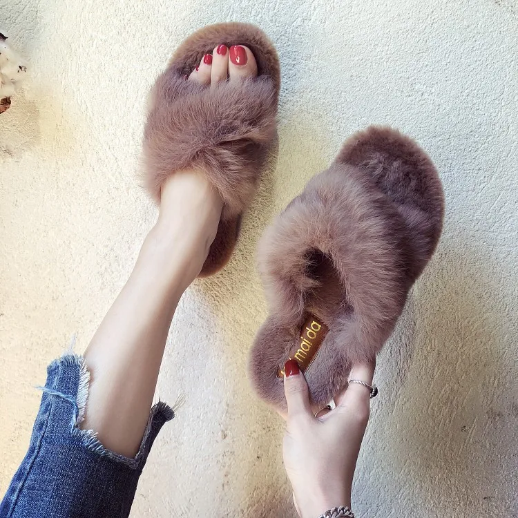 COOLSA Women's Fluffy Rabbit Fur Slippers Fashion Indoor Cross Fur Slides Casual Push Cotton Flip Flops Large Size Shoes