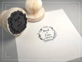 

Personalized name and date Custom wooden Diamete 4.7cm stamp seal for Invitation stationery wedding decoration DIY wedding favor