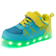 Brillantes zapatillas de deporte de La primavera de 2017 nueva carga usb niños zapatos niños sneakers niños iluminan zapatos niños de iluminación led zapato