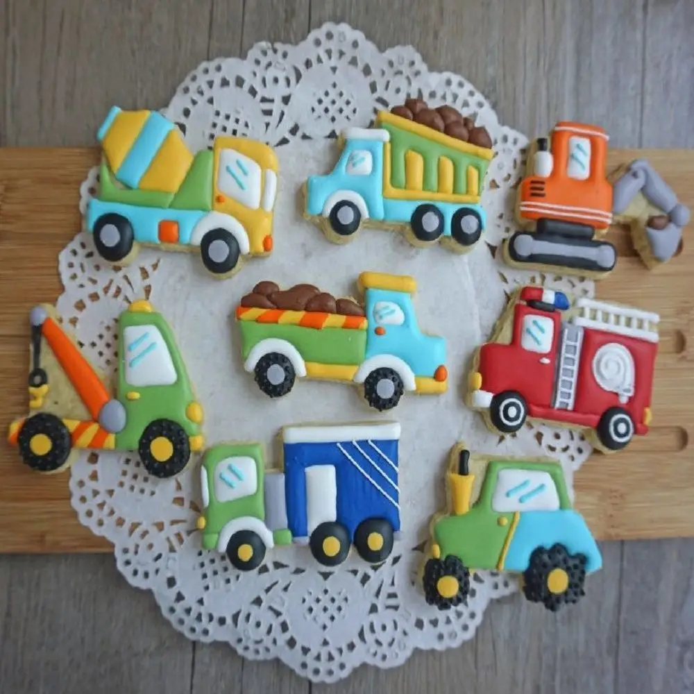 

8Pcs Cartoon Car Cookie Cutter Fondant Chocolate Cake Embossing Mold Baking Tool