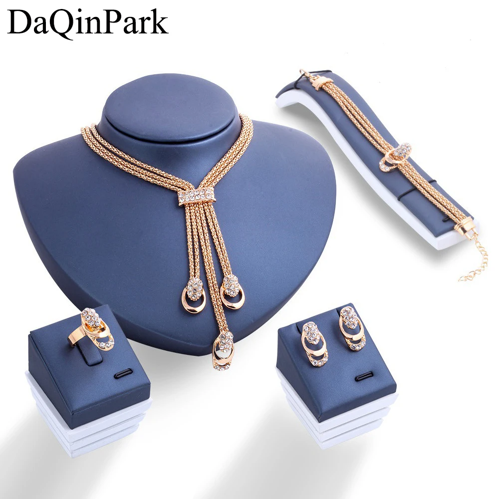 

2018 New Vintage Statement Wedding Jewelry Set for Woman Pearl Beads Necklace Earring Bracelet Ring Gold Color Party Gift