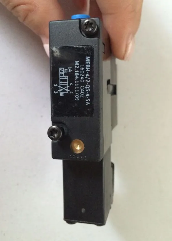 Соленоидный клапан FESTO MEBH-4/2-QS-4-SA M2.184.1111/05 для Heidelberg печати SM102 CD102 SM52 PM52 |