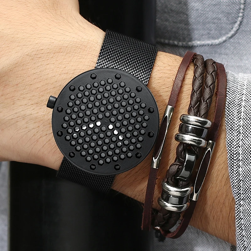 

Top Brand Luxury Crrju Watch Men Cow Quartz-Watches Creative Design Sport Men Watches Waterproof Relogio Heren Hodinky Wristwatc