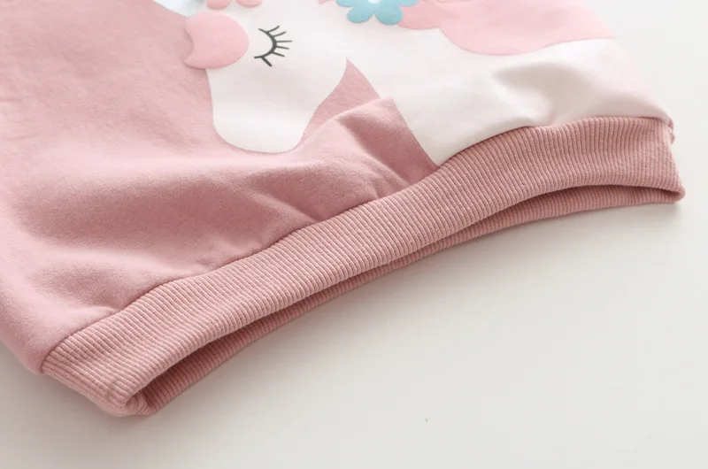 Babyinstar/футболка с оленем и блестками для девочек Одежда для маленьких девочек Детская футболка с длинными рукавами Camiseta Roupas; коллекция года; детский топ; толстовки