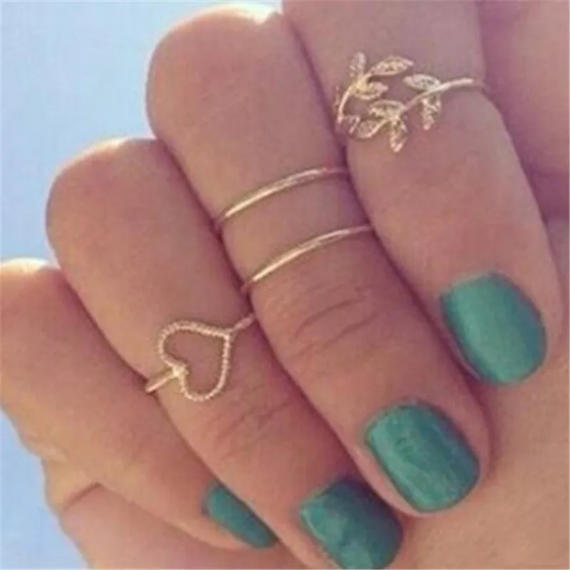 

4 Pcs/set Leaves Heart Pattern Minimalist Charm Fashion Gold Silver Metal Finger Ring Set Women Joint Ring Wedding Party Jewelry