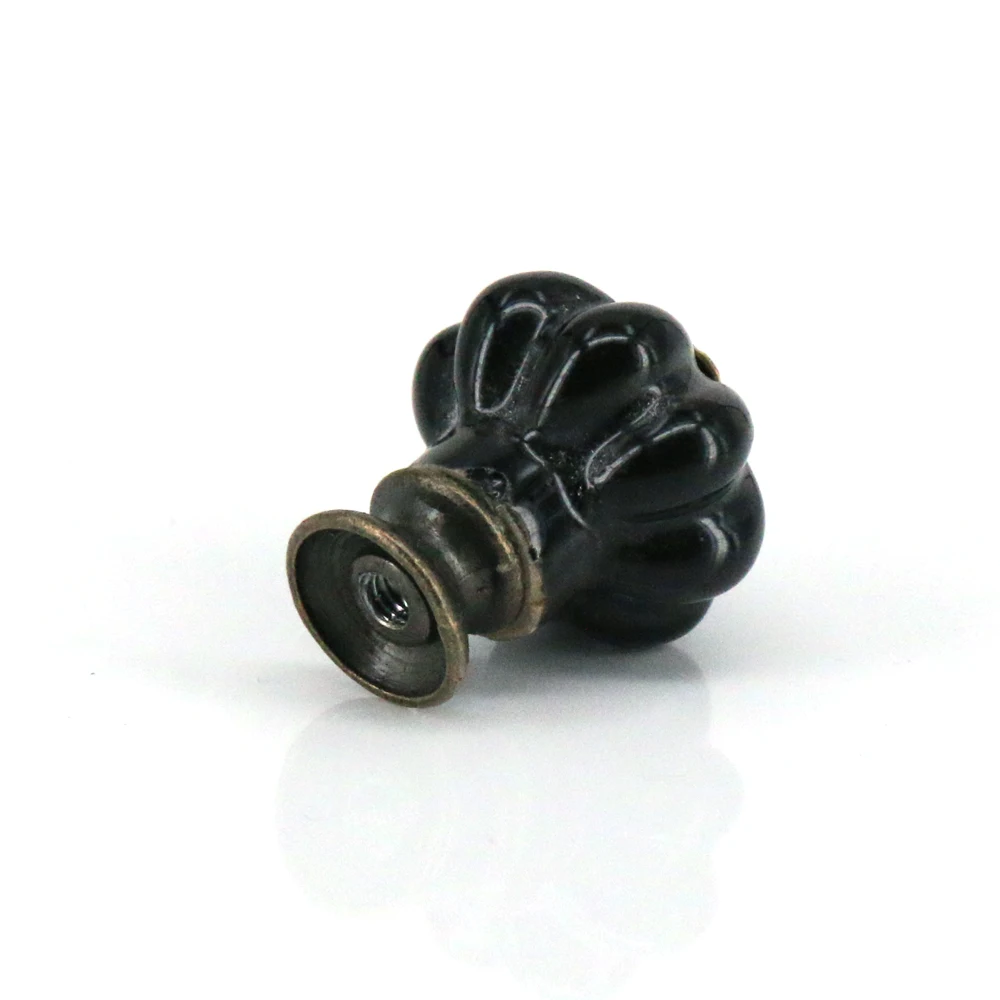 8PCS 25*28mm Antique Small Pumpkin Cabinet Knobs European Furniture Handles Ceramic Door Knob Drawer Cupboard Kitchen Pull 8PCS 25*28mm Antique Small Pumpkin Cabinet Knobs European Furniture Handles Ceramic Door Knob Drawer Cupboard Kitchen Pull