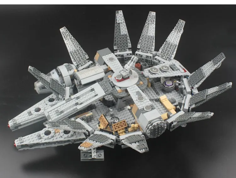 

New LEPIN 05007 Star Series War 1381pcs Building Blocks Force Awakens Millennium Toys Falcon Model Kits BB-8 10467