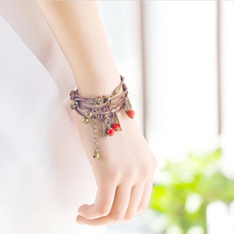 

Fresh ceramic bracelet with bell and Korean version of the retro - weaving girl small ceramic beads simple personality.
