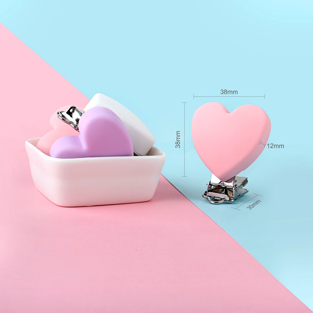 3 개 심장 실리콘 젖꼭지 클립 DIY 젖꼭지 홀더 젖니 장난감 간호 식품 등급 실리콘 젖꼭지 체인 액세서리