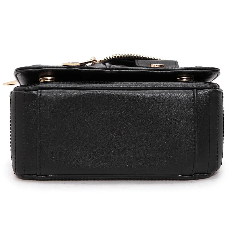  New European Brand Designer Chain Motorcycle Bags Women Clothing Shoulder Rivet Jacket Bags Messeng - 32815456043