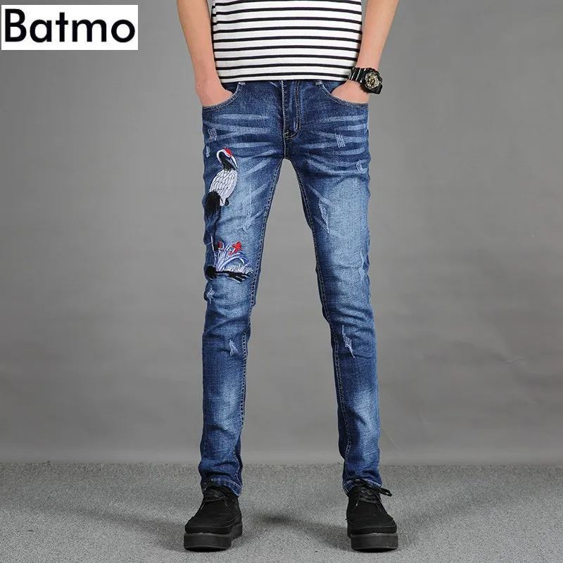 2017 spring new style High quality and fashion embroidery jeans men s casual pants Men s