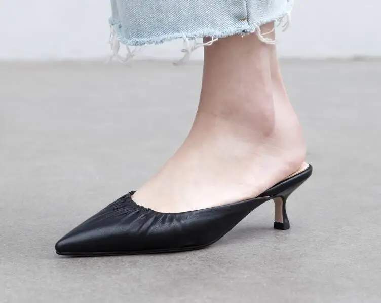 

New Pointed toe Thin Heel Shoes of Woman in Solid Color PU Leather For Spring Outside Fashion Retro Style Concise