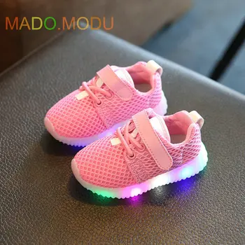 

Children Shoes With Light Chaussure Led Enfant 2017 Spring New Kids Sports Shoes Breathable Boys LED Sneakers for girls