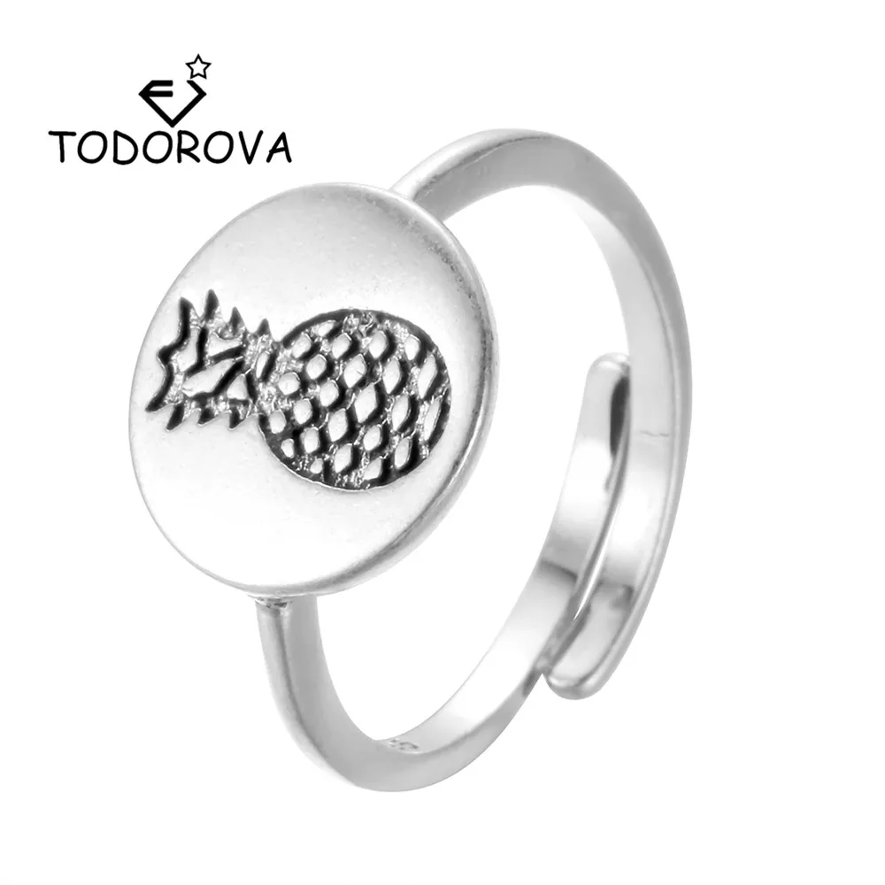 

Todorova Vintage Round Carved Pineapple Rings Simple Funny Fruit Rings Adjustable Ananas Rings for Women Wedding Rings
