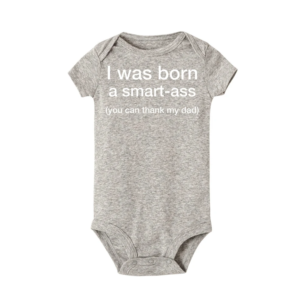 Одежда для новорожденных; летний хлопковый комбинезон с принтом «I Was Born A Smart Ass» и короткими рукавами для маленьких мальчиков и девочек - Цвет: R563-SRPGY-