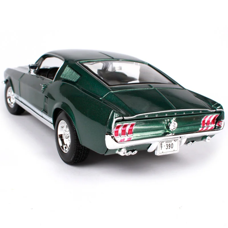 Maisto Ford Mustang 1 18