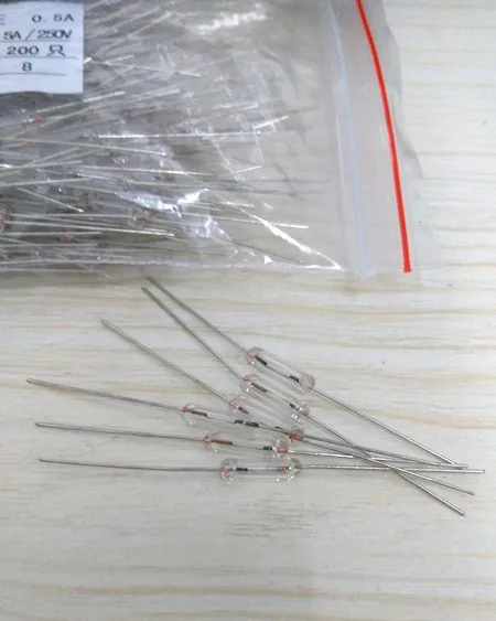 

200pcs/Lot 3*10mm Axial Fast Glass Fuse 0.5/1/1.5/2/3/3.15/4/5A AMP With Lead Wire 3*10 0.5A 1A 1.5A 2A 3A 3.15A 4A 5A
