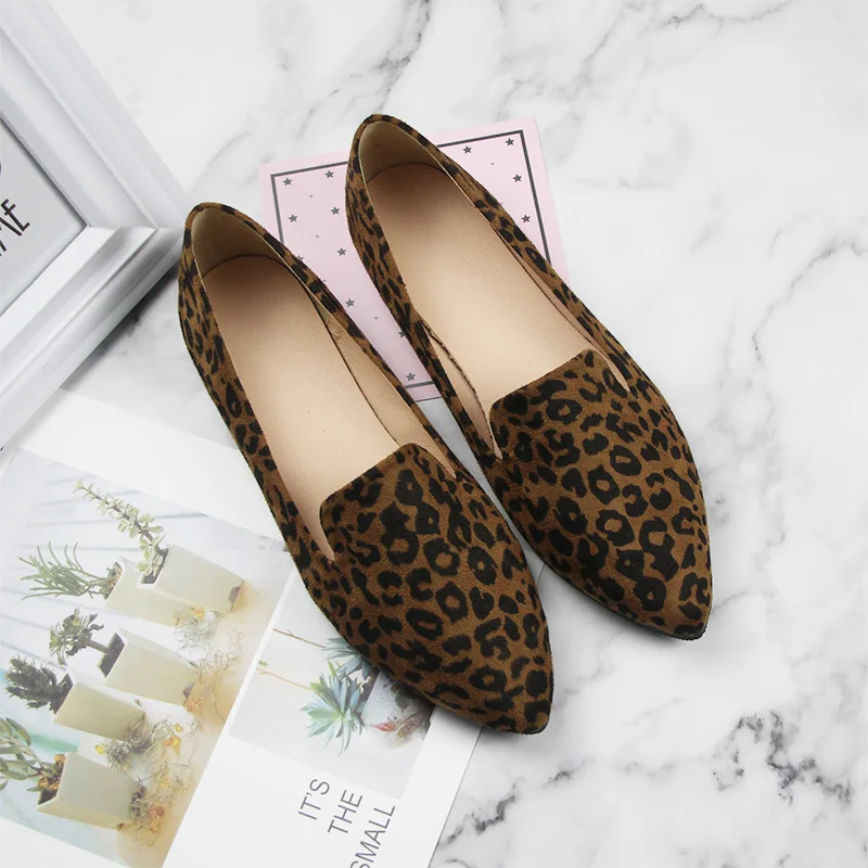 

New British style retro leopard flat shoes large size women's shoes 40-44 comfortable wild trend flat shoes small size 33-35